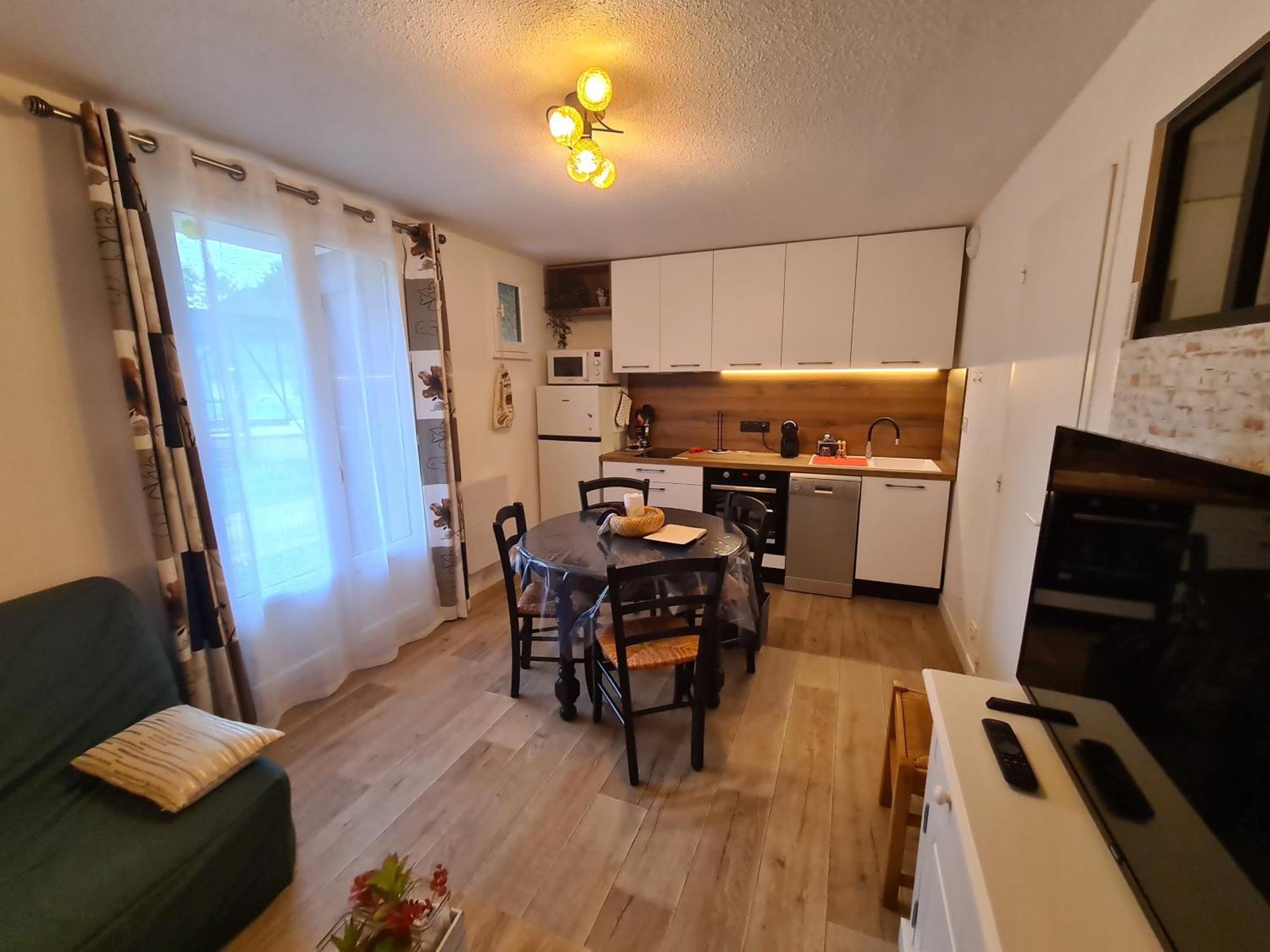 Escapade Montagne En Famille, Appartement Cosy Avec Piscine Couverte Bielle Ngoại thất bức ảnh