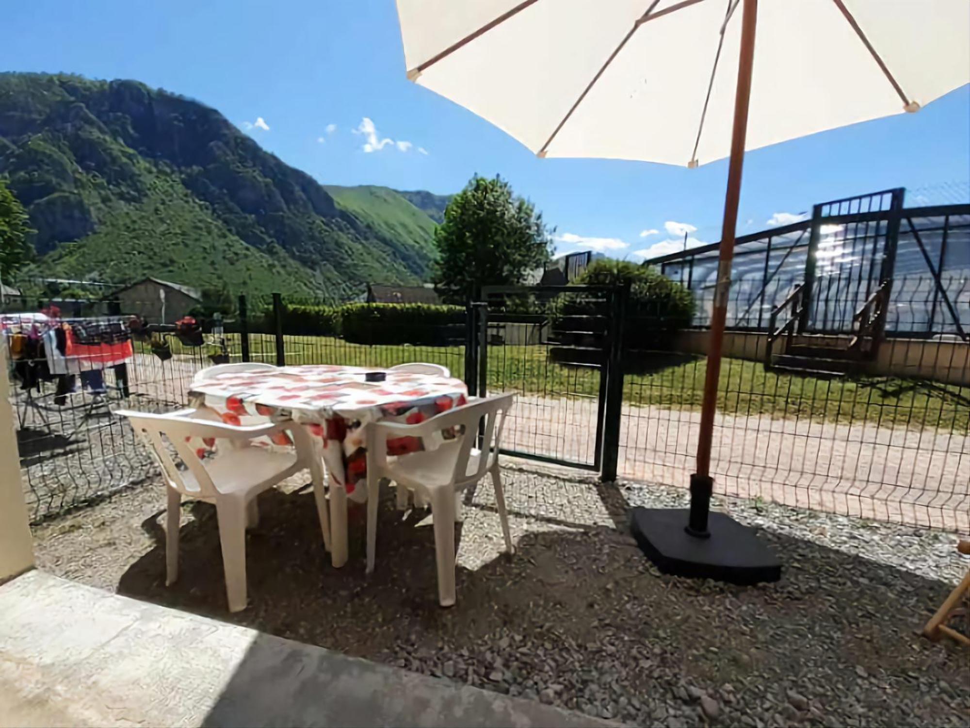 Escapade Montagne En Famille, Appartement Cosy Avec Piscine Couverte Bielle Ngoại thất bức ảnh